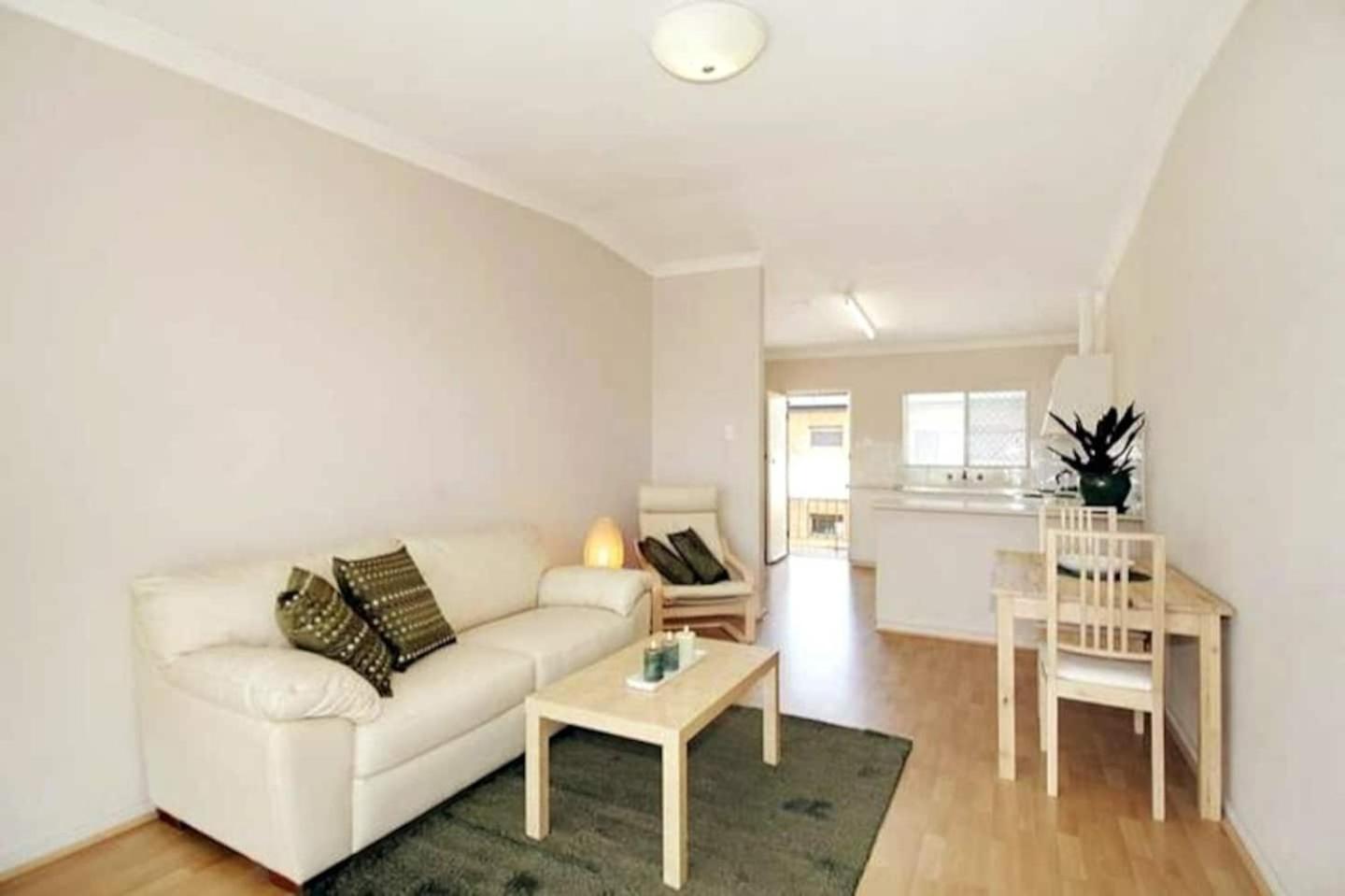 Acacia Holiday Or Business Stay - Quiet Location Perth Luaran gambar
